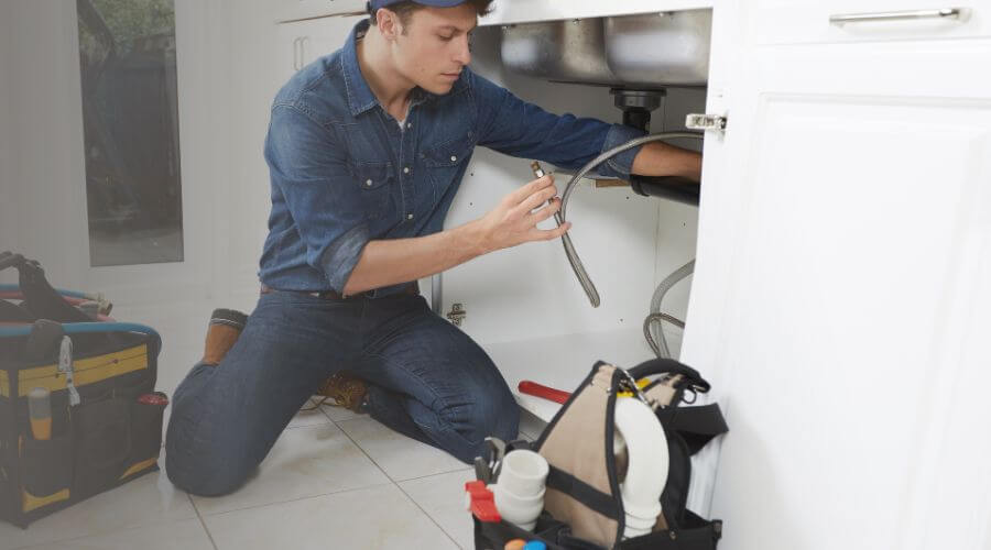 Emergency Leak Repair in Hammond, MT
